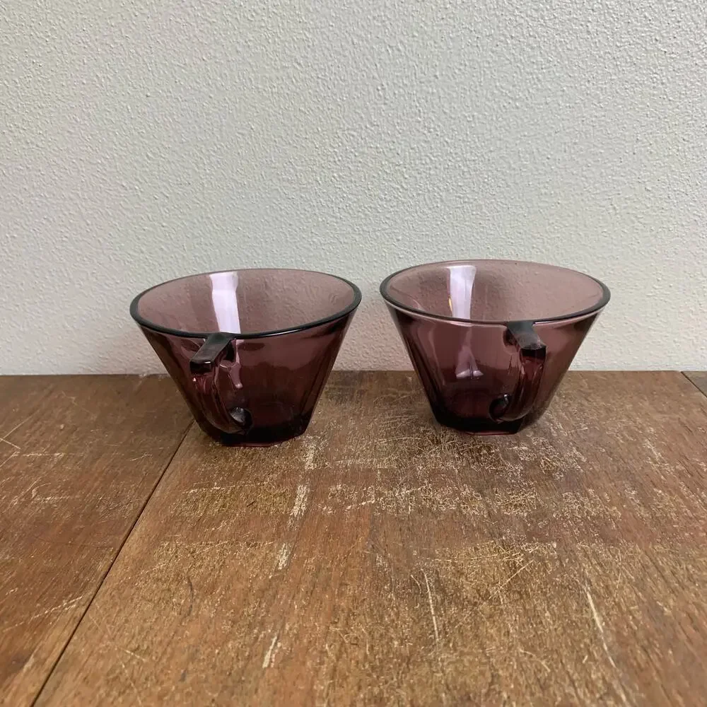 Set of 2 Vintage MCM‎ 1960s Hazel Atlas Moroccan Amethyst Purple Octagon Cups